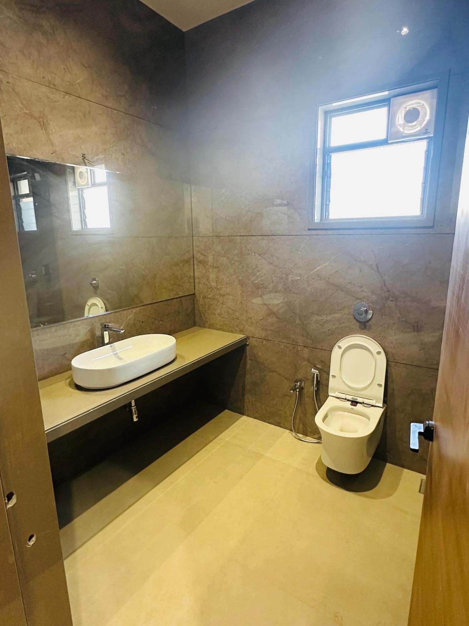 Srk Farm And Resort Anjār Екстериор снимка